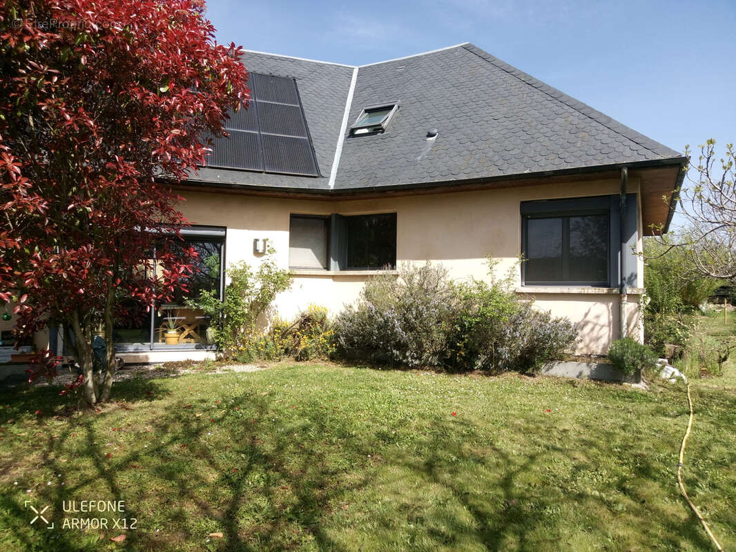 Maison à CALMONT
