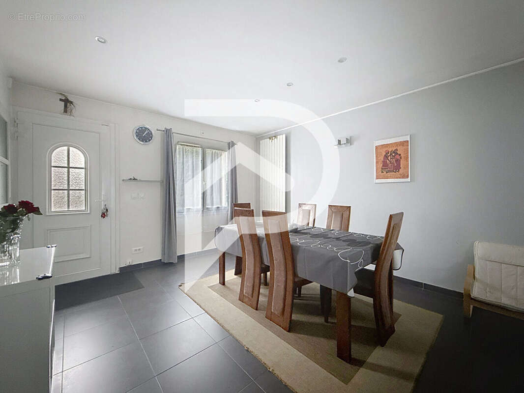 Maison à BOISSY-SAINT-LEGER