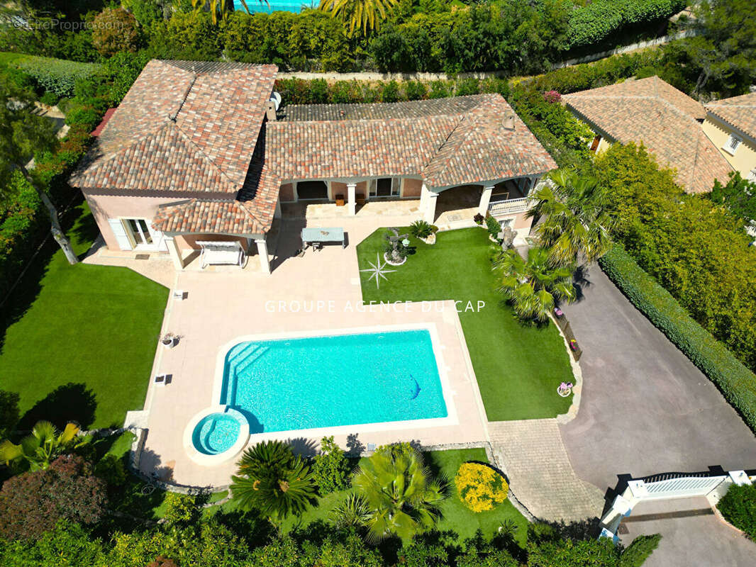 Maison à SAINT-RAPHAEL