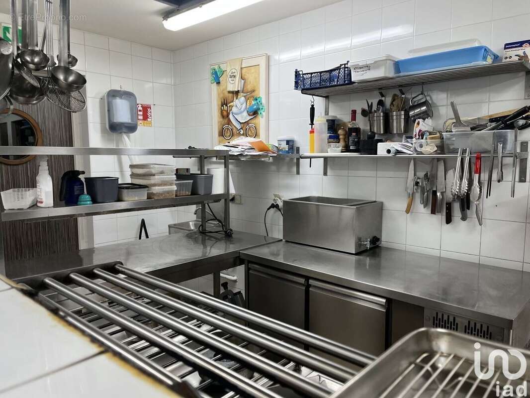 Photo 7 - Commerce à THEZAN-LES-BEZIERS