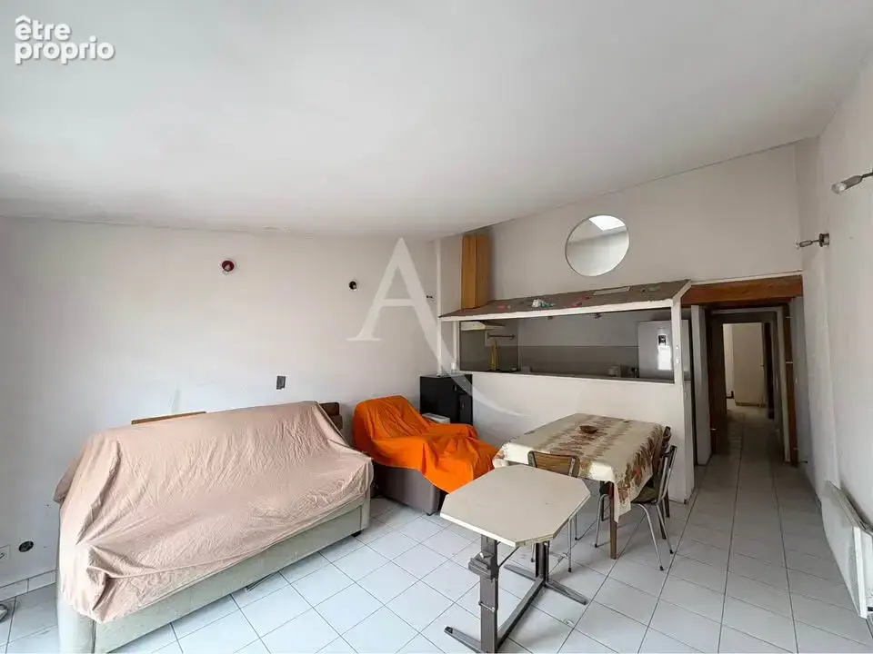 Appartement T3 au dernier étage Coeur de la Venise provençale - photo 2
