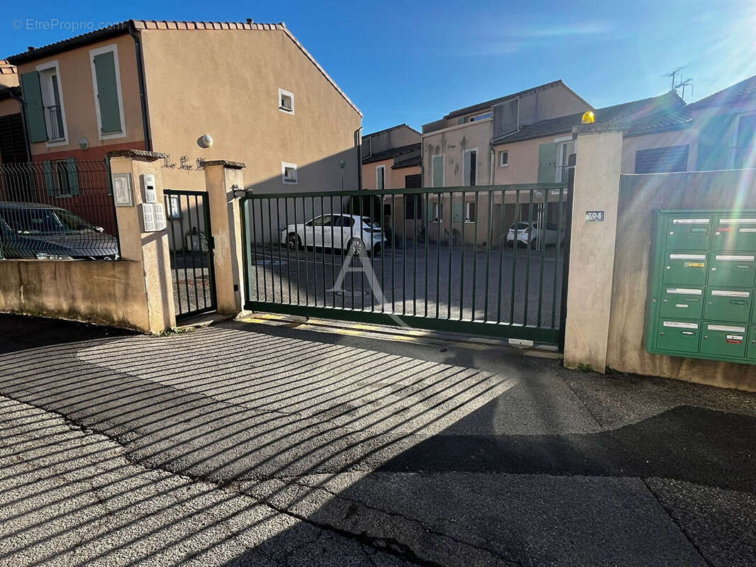 Appartement type3 de 68.78 m2 en rez de jardin avec jardinet box manosque - photo 17