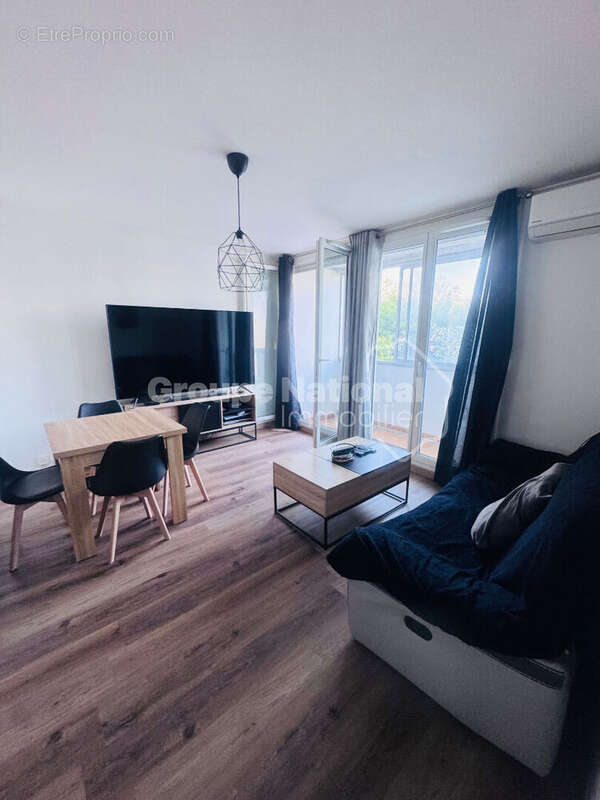 Appartement à SAINT-VICTORET