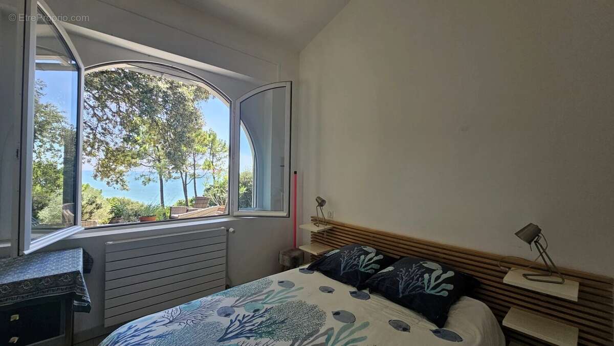 Maison à SAINT-GEORGES-DE-DIDONNE