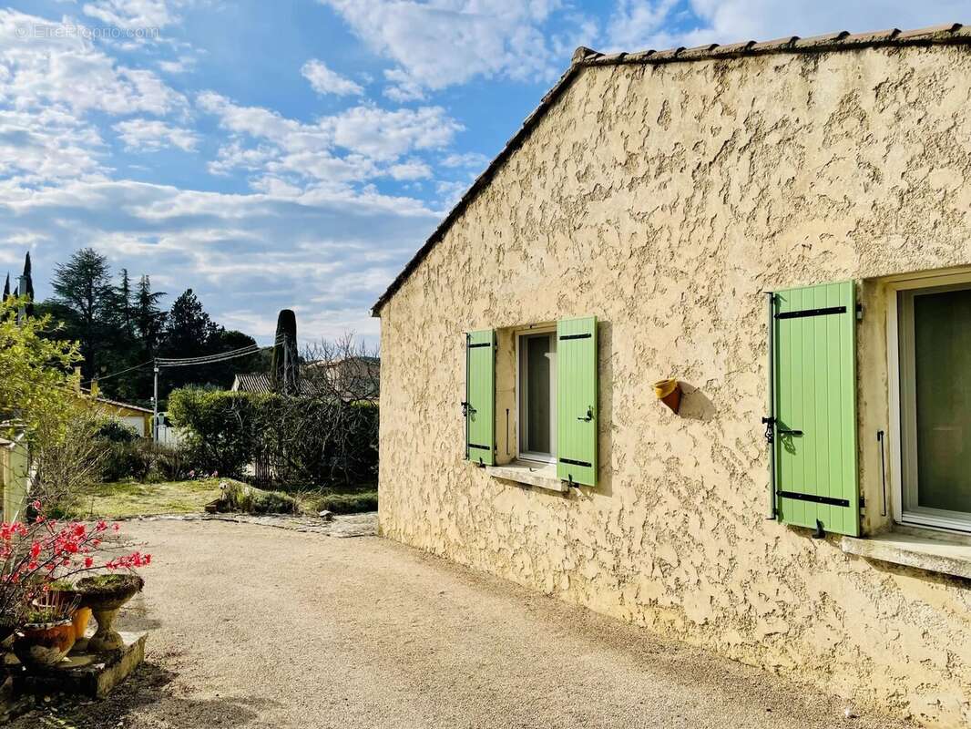 Maison à VAISON-LA-ROMAINE
