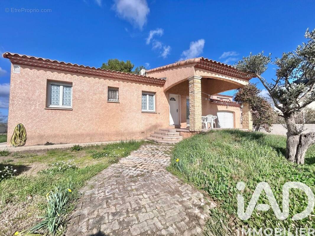 Photo 1 - Maison à LE CAILAR