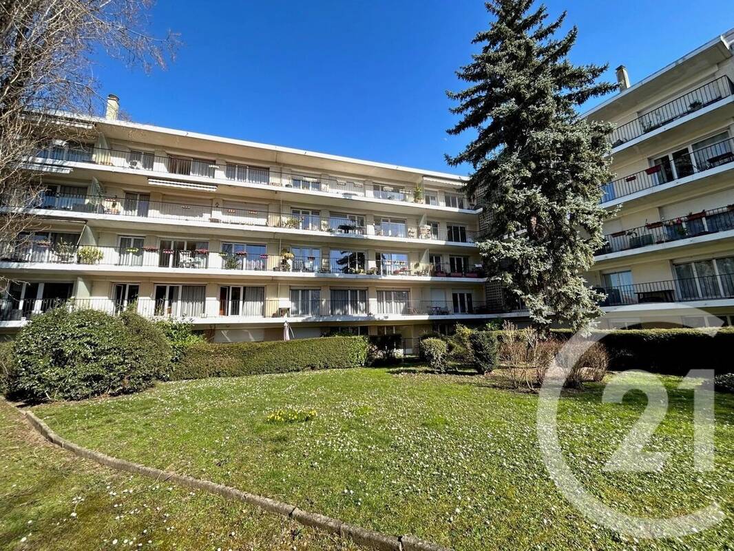 Appartement à SAINT-GRATIEN