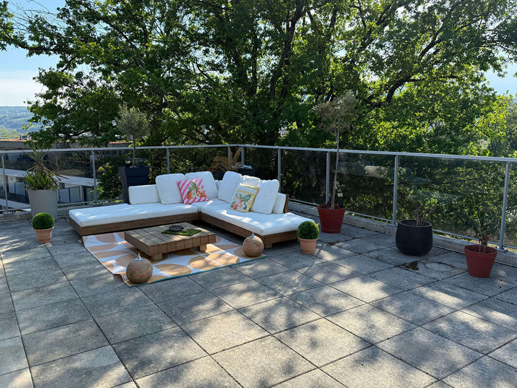 Appartement à VETRAZ-MONTHOUX