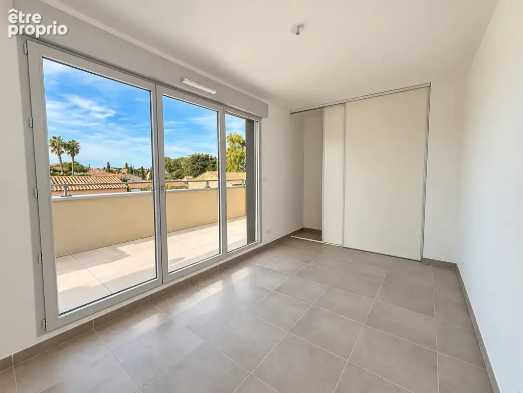 Appartement neuf en triplex de 136,50 m2 avec terrasses   Centre de Six-Fours-les-Plages - photo 11