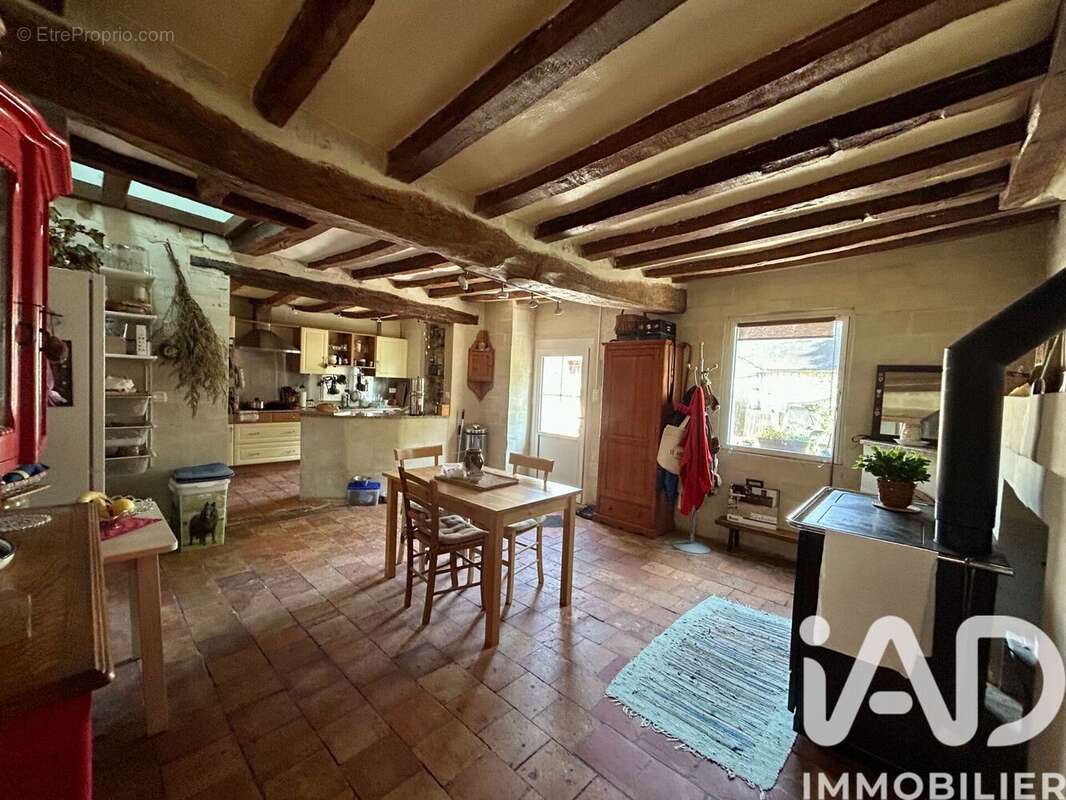 Maison 138 m² à Roiffe  - photo 5