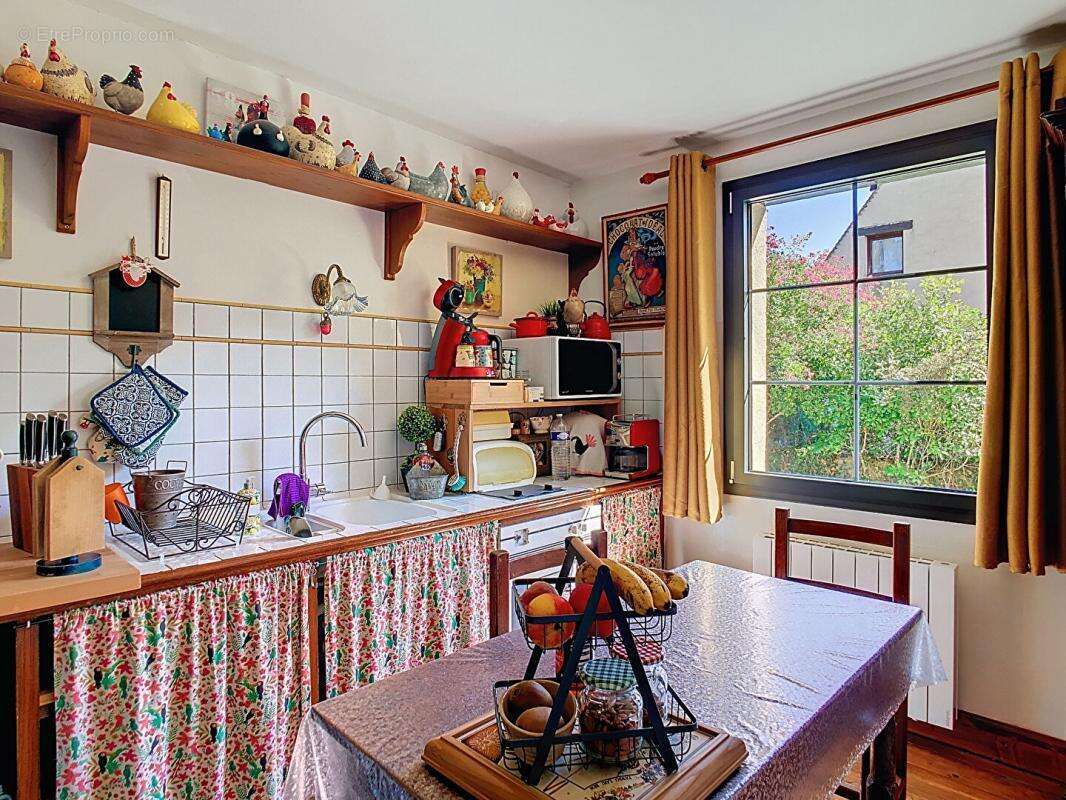 Maison à BEYNAC-ET-CAZENAC