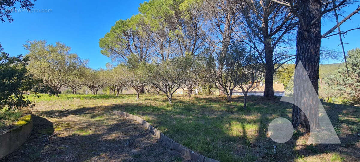 Terrain à vendre sur la commune de Salernes - 952m² PERMIS accepté et purgé - photo 8