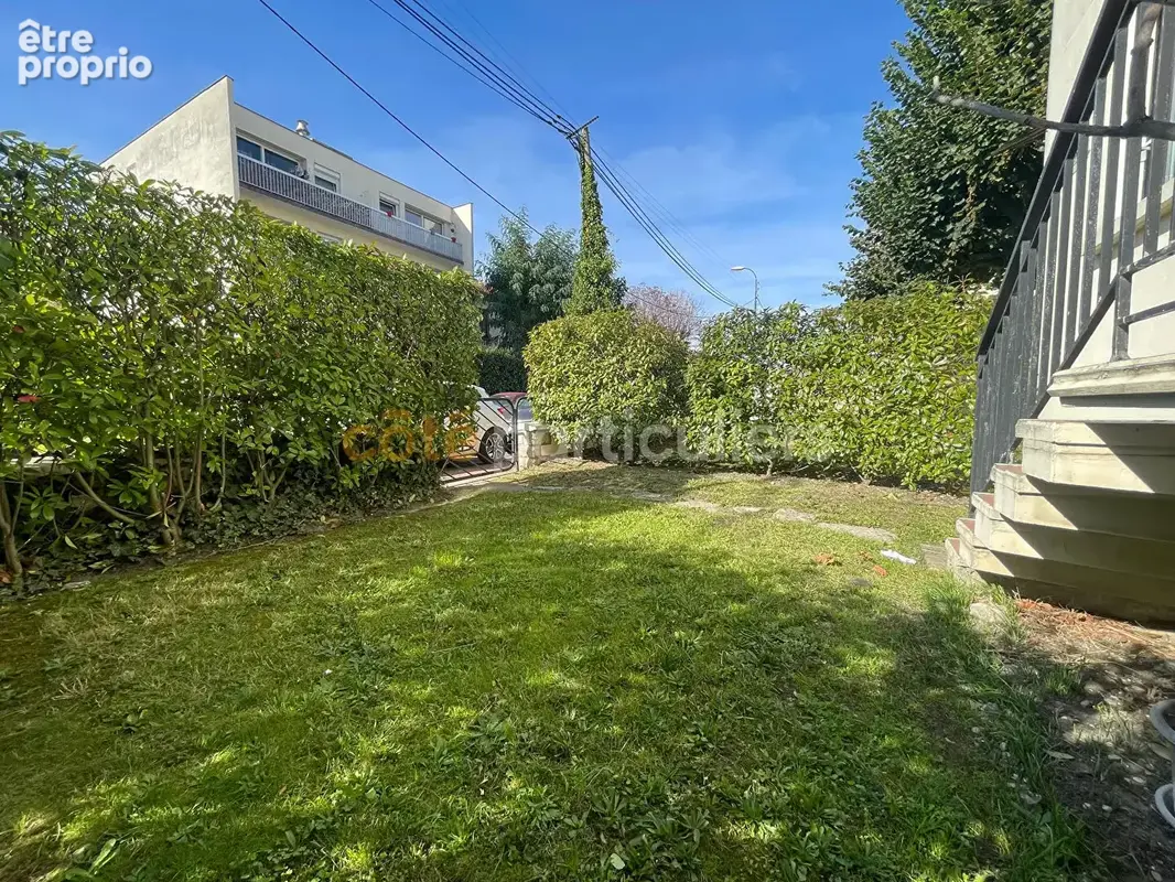 Photo Appartement à Saint-Maur-Des-Fosses au prix de 245 000€