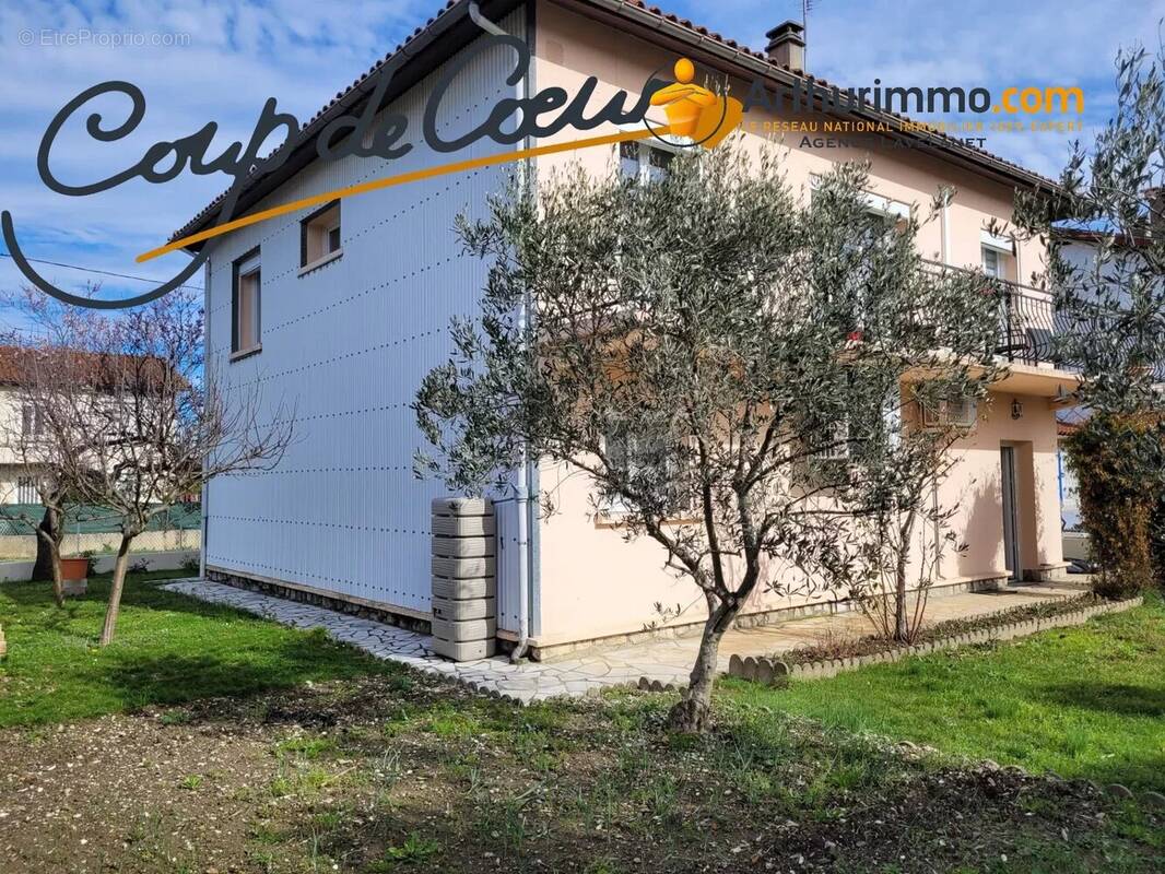 Maison à LAROQUE-D'OLMES