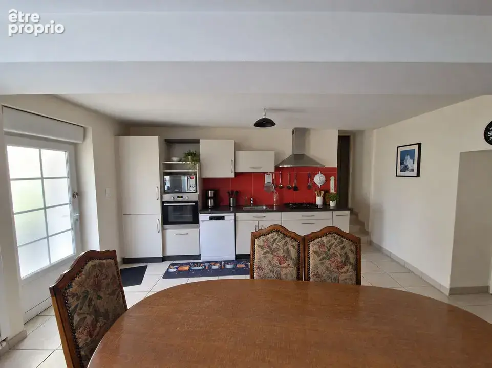 Immeuble de rapport - 4 logements loués avec fort potentiel - photo 5