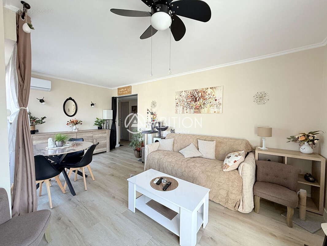 Appartement à FREJUS