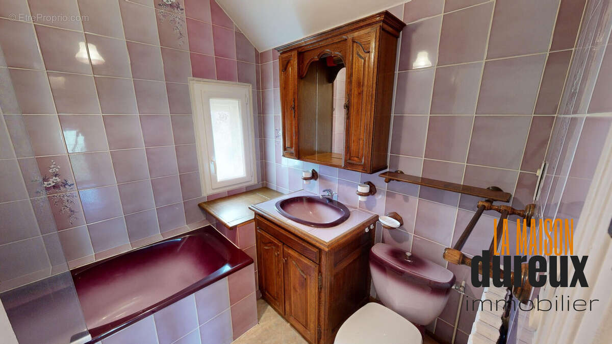 sdb actuelle - Maison à GRAY