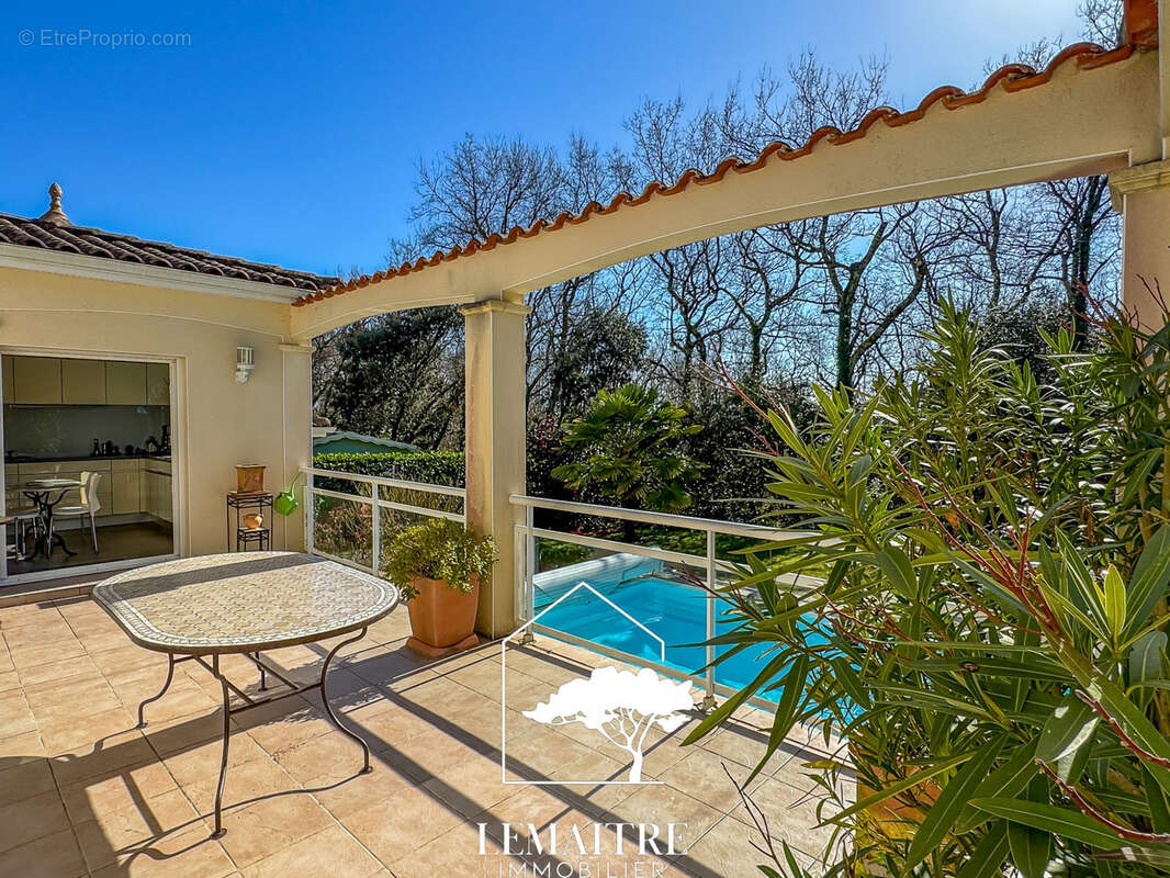 Maison à LES MATHES