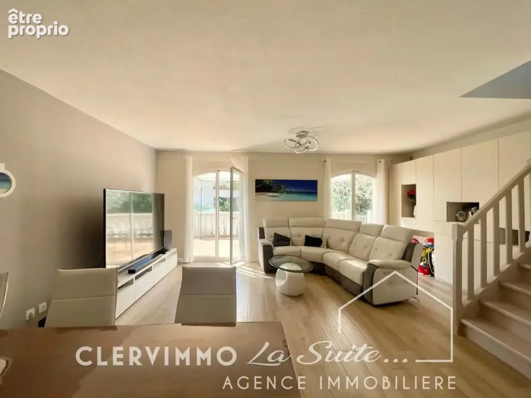 Maison T4 Les Camoins avec piscine - Terrain 289m2 - photo 3