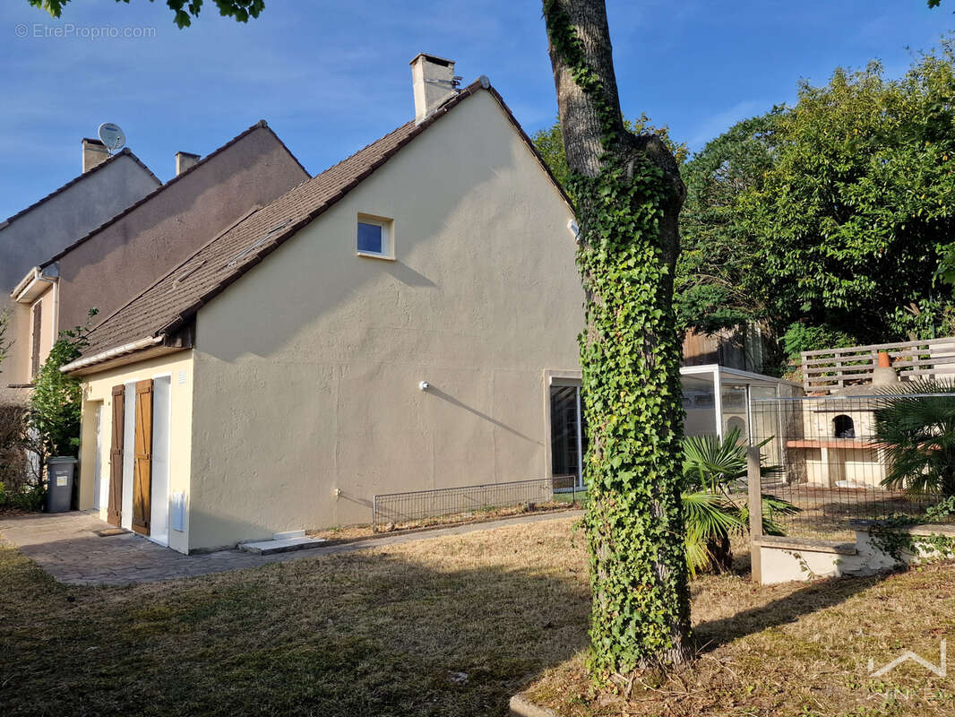 Maison à MANTES-LA-VILLE