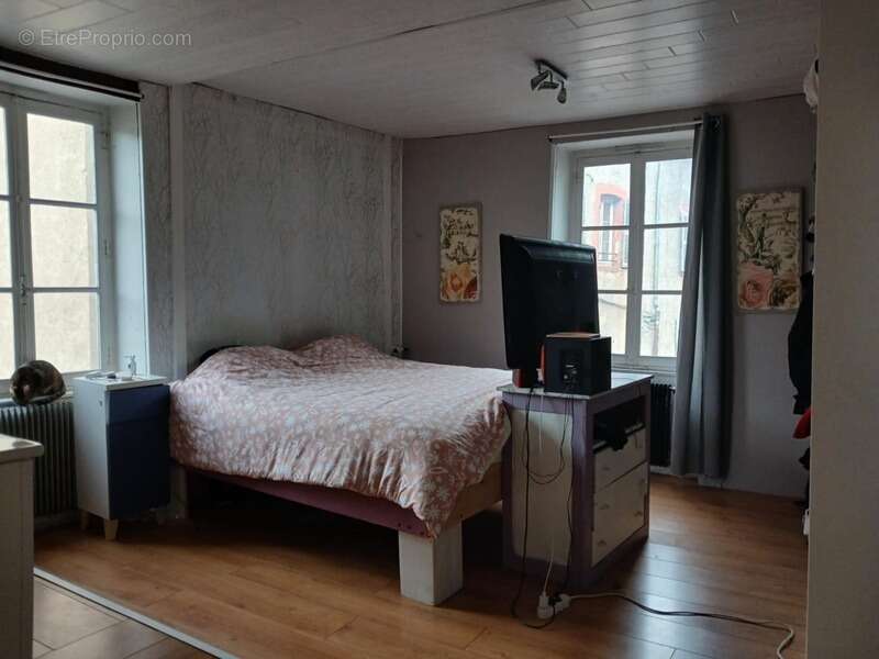 Maison à THIERS