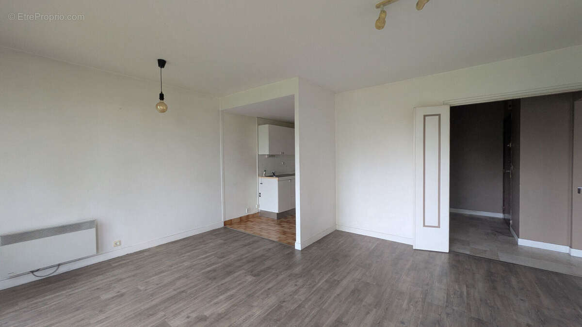 Nantes Guist'hau, Appartement avec VUE T2 de 50 m² DPE en D, cave et parking. - photo 11