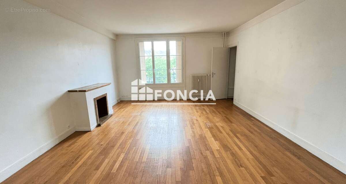 Appartement à MANTES-LA-JOLIE
