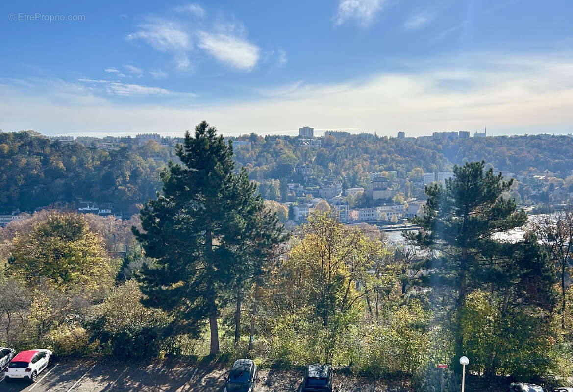 Appartement à LYON-9E