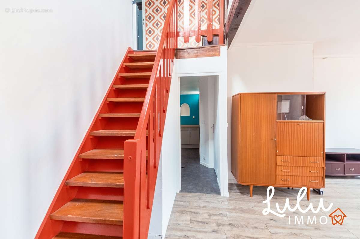 LYON 7ème- Appartement Duplex T4 86,24m2 au sol - photo 3