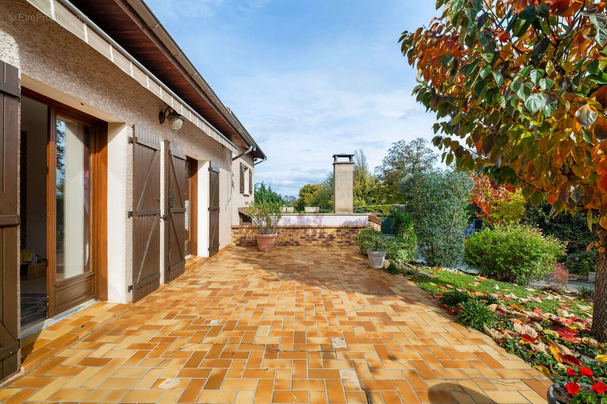 Photo 4 - Maison à SAINT-SYMPHORIEN-D'OZON