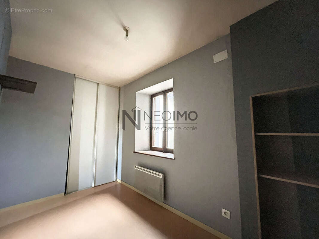 Appartement à NEUFCHATEAU