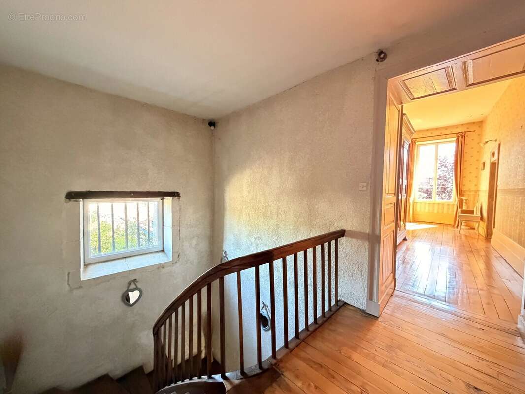 Coup de cœur : maison en pierre pleine de charme au cœur de Verteuil-sur-Charente - photo 8