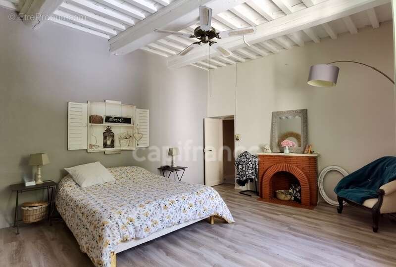 Dpt Gard (30), à vendre UZES propriete P14 de 548 m² - Terrain de 830,00 m² - photo 15