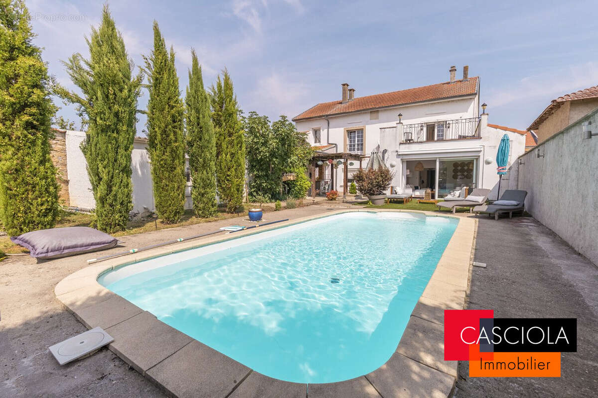 Appartement à MARLY