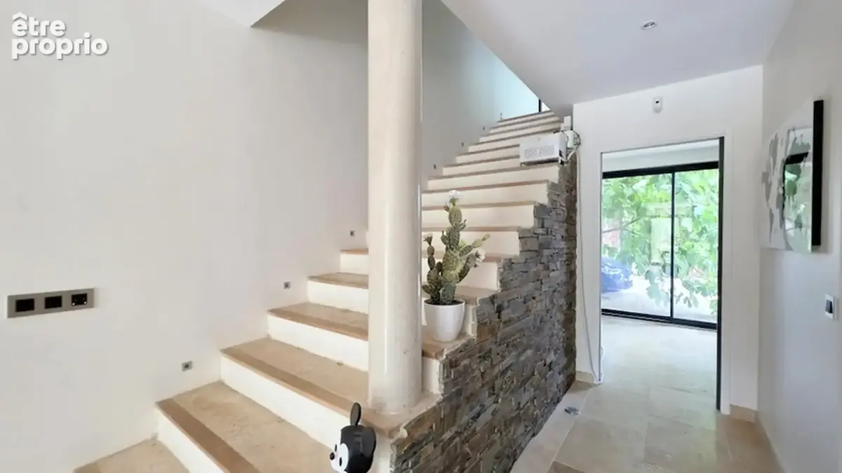 Maison 185 m² + annexe – piscine / pool house – terrain 1200 m² - village à pied - photo 14