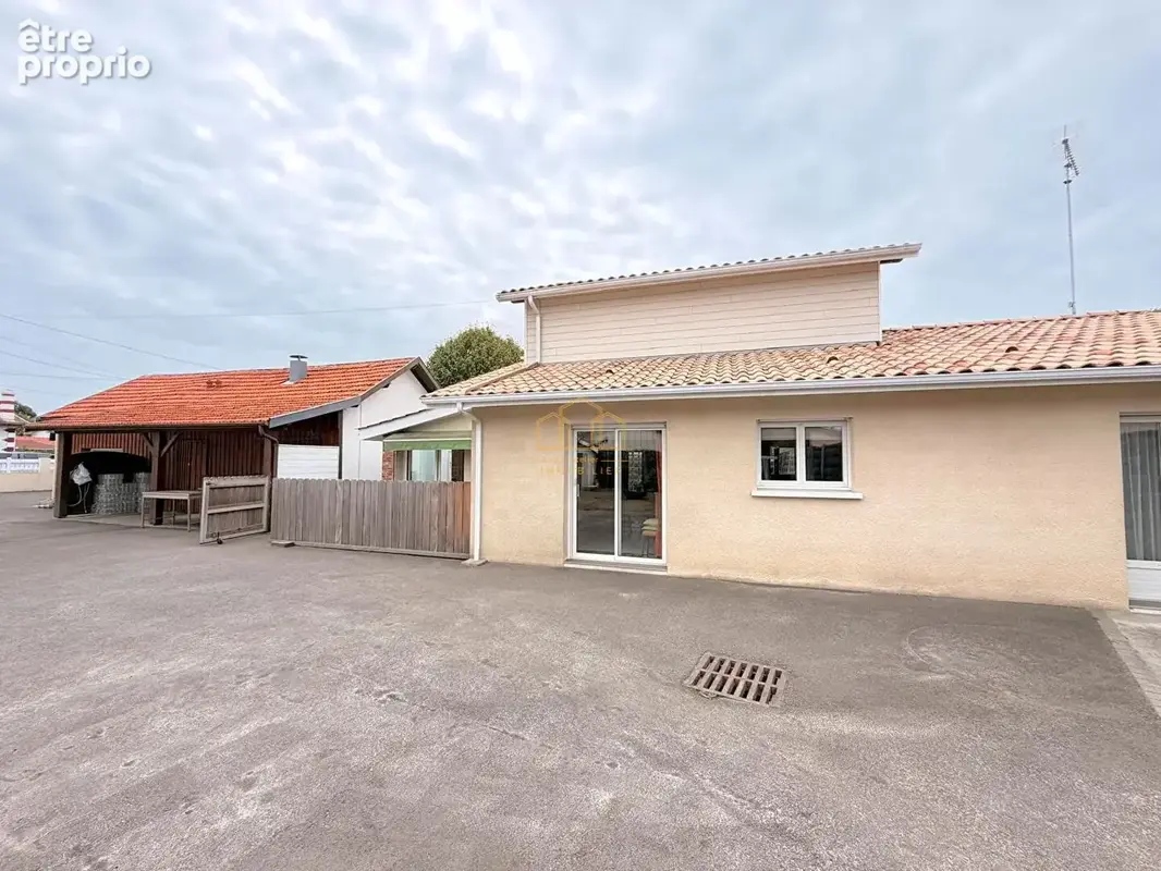 Maison à vendre à Andernos-les-Bains avec local indépendant à deux pas de la plage - photo 18