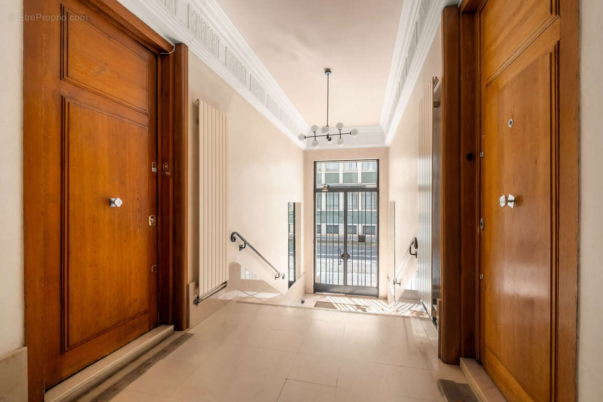 Appartement à LYON-6E