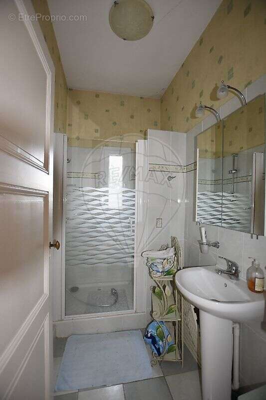 Autre à VILLEFRANCHE-SUR-SAONE