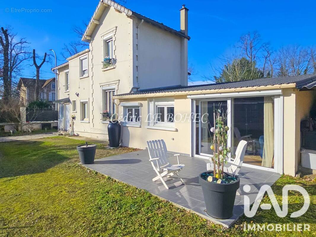 Photo 1 - Maison à BEAUCHAMP