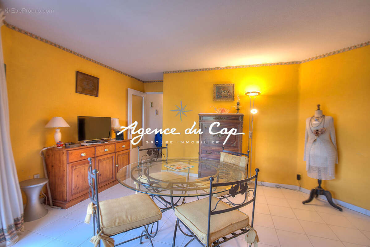 Appartement à SAINT-RAPHAEL
