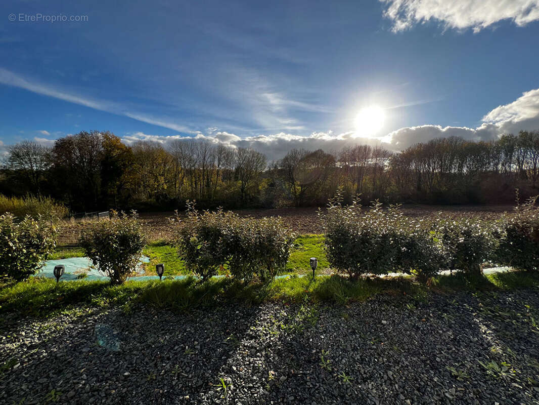 Maison à CROISSANVILLE