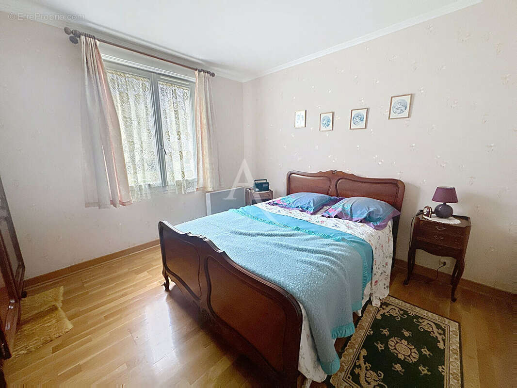 Maison à JUIGNE-SUR-LOIRE