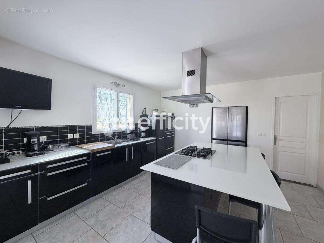 Maison à MOULEYDIER