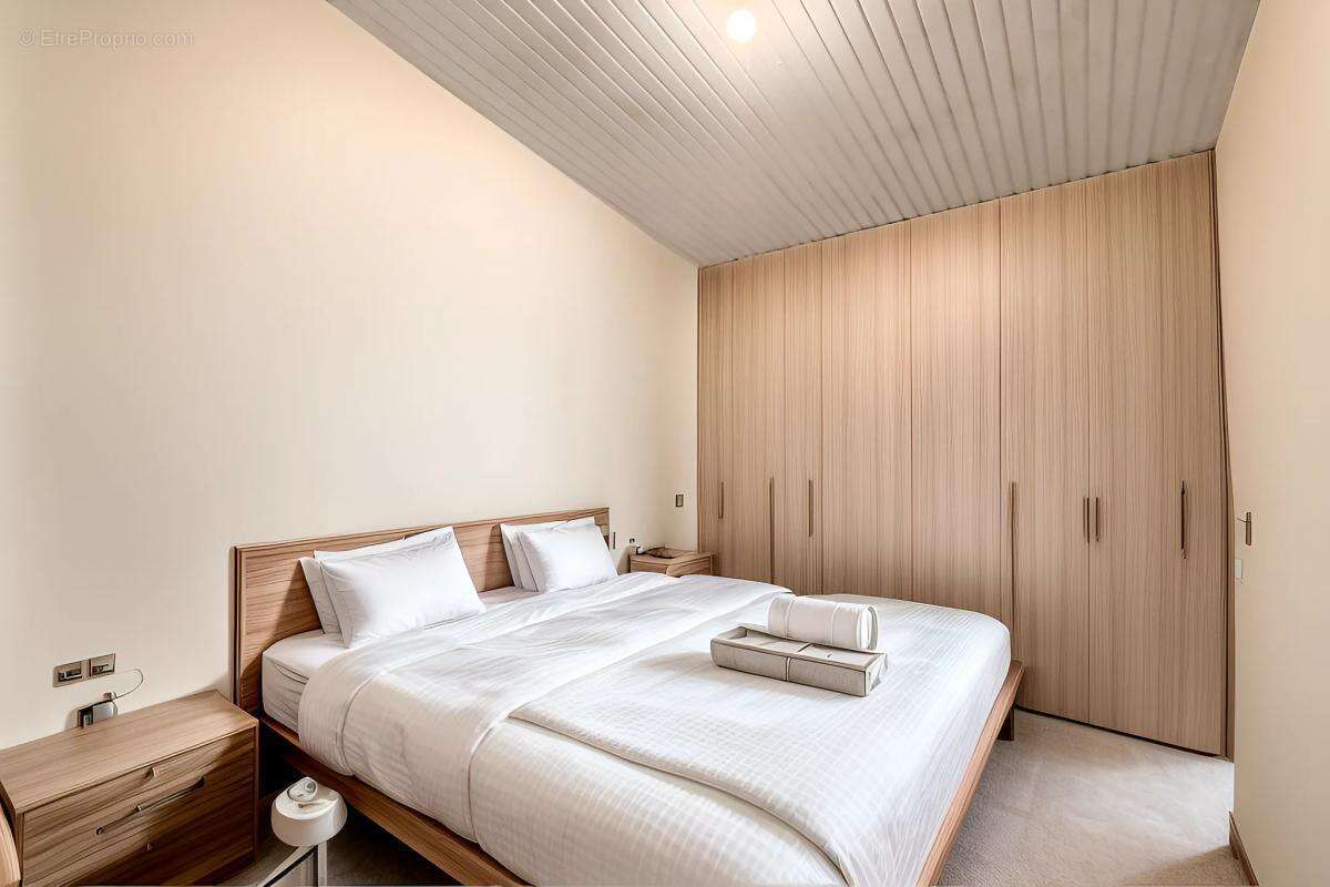 Maison à CHAMPAGNE-LES-MARAIS