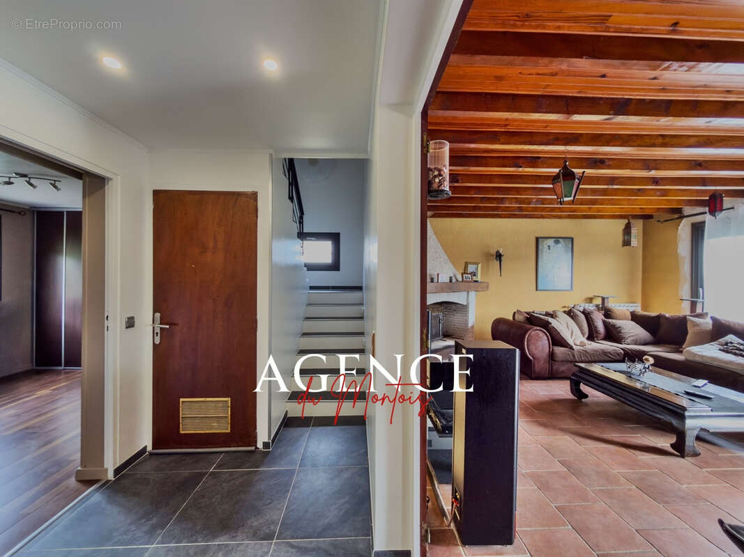 Maison à DONNEMARIE-DONTILLY