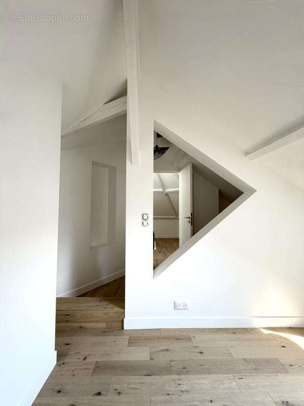 Appartement T3, 74,08 m², Paris 18 - photo 10