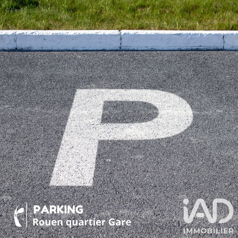Photo 1 - Parking à ROUEN