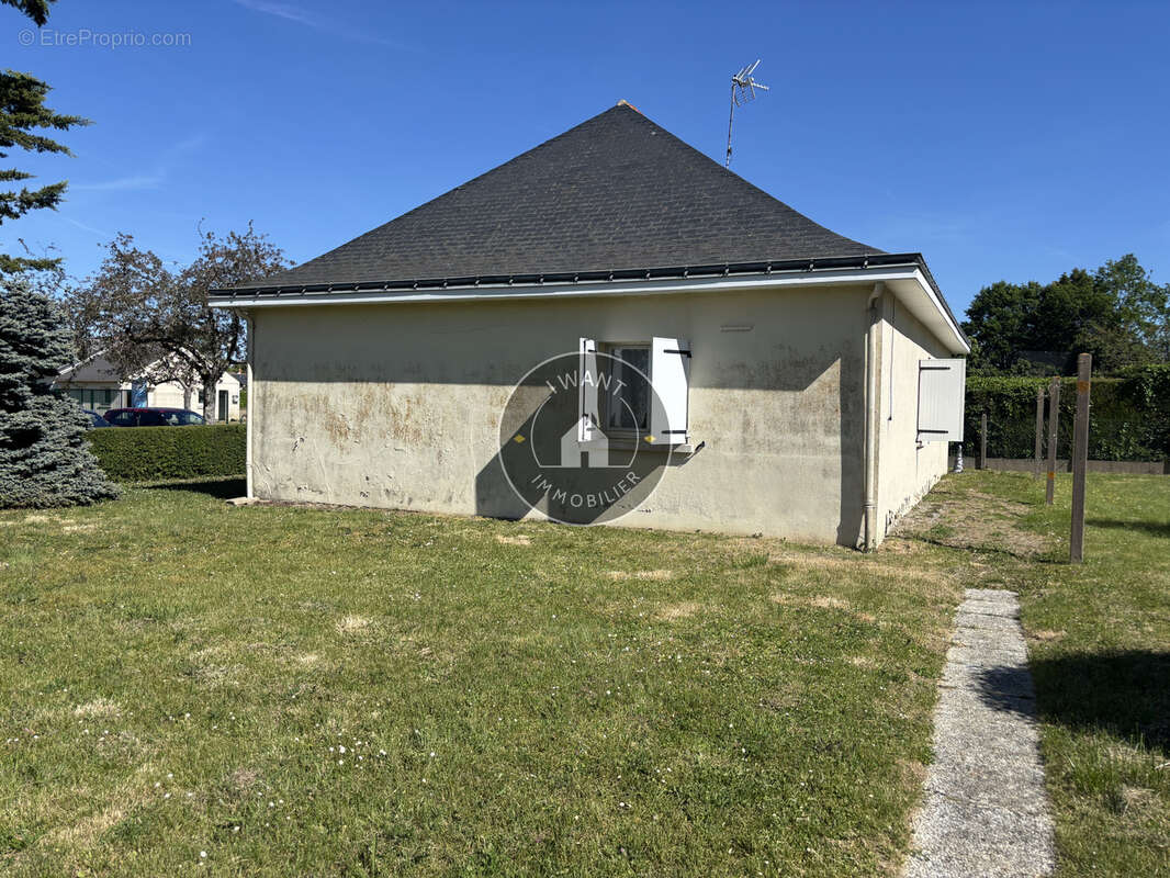 NOUVEAUTÉ I WANT IMMO Maison de bourg aux Rosiers avec beau potentiel ! - photo 11