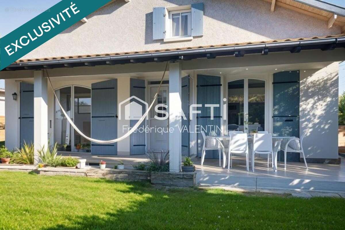 Photo 2 - Maison à LAPEYROUSE-FOSSAT