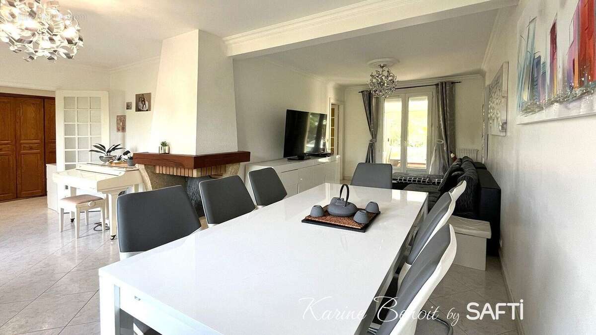 Photo 3 - Maison à VERT-SAINT-DENIS